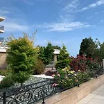 Valencia Gardens Deluxe Lejlighed