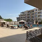 Valencia Gardens Deluxe Lejlighed
