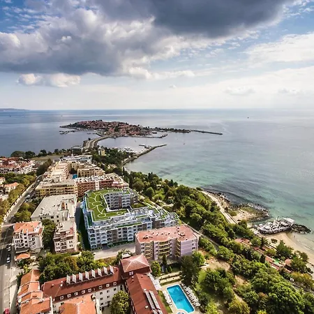 Valencia Gardens Deluxe Apartment Nessebar