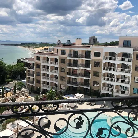 Valencia Gardens Deluxe * 네세부르