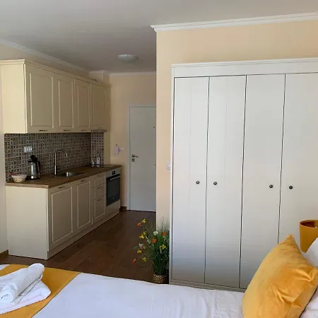 Valencia Gardens Deluxe Apartmán
