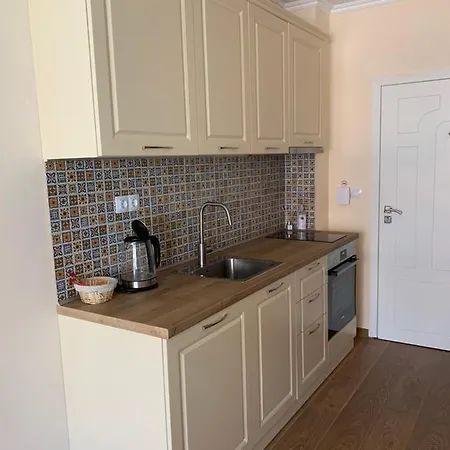 Valencia Gardens Deluxe Apartament *