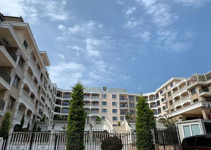 Апартаменты Valencia Gardens Deluxe *