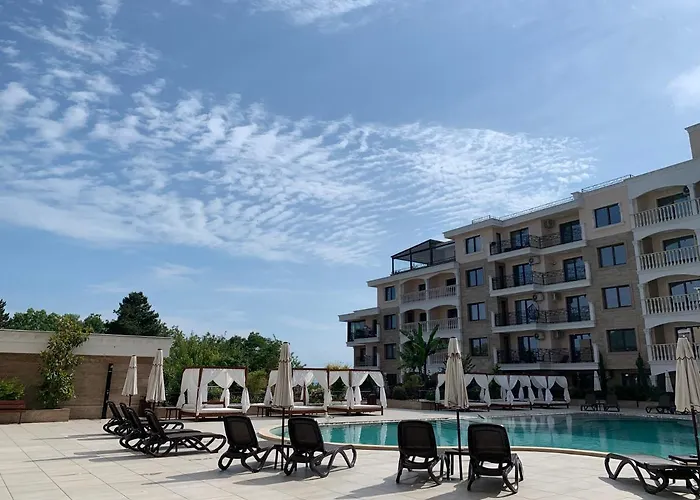 Апартаменты Valencia Gardens Deluxe Несебр