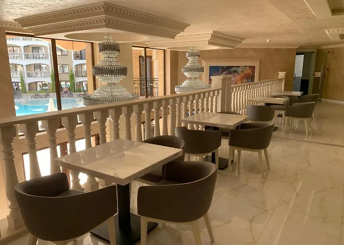 Valencia Gardens Deluxe *